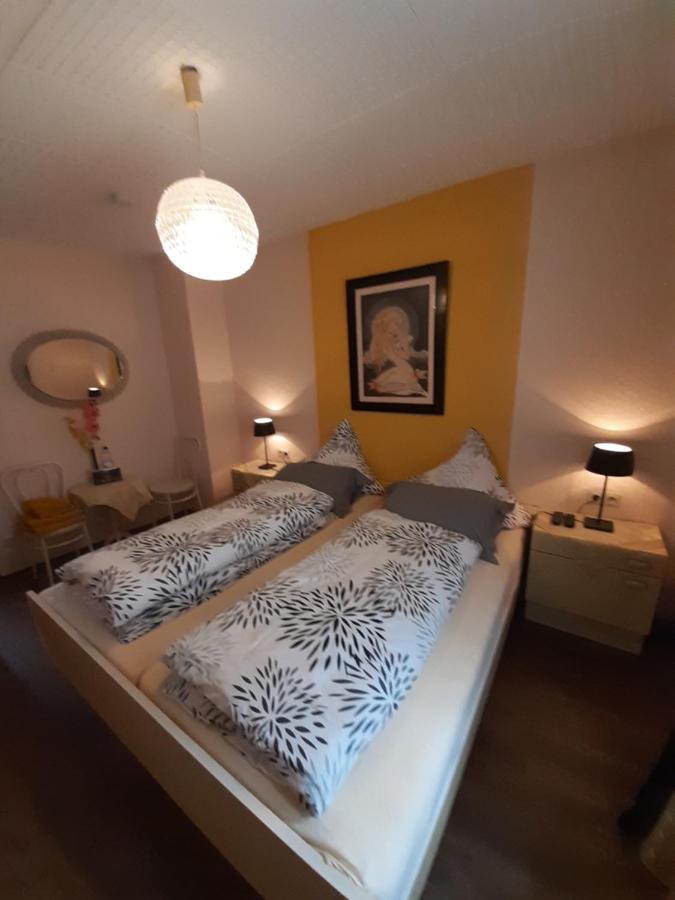 Gastehaus Am Calmont Bed & Breakfast Ediger-Eller Ngoại thất bức ảnh